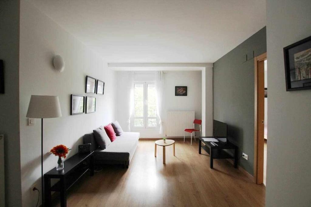 Apartamento Labegain 3 Сестао Экстерьер фото